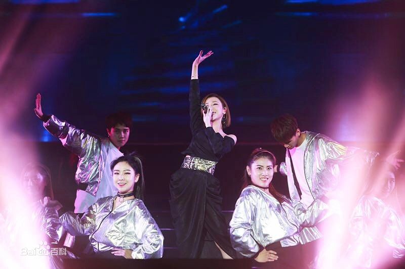 泳儿(Vincy Chan)舞台上的（陈家欣）图册