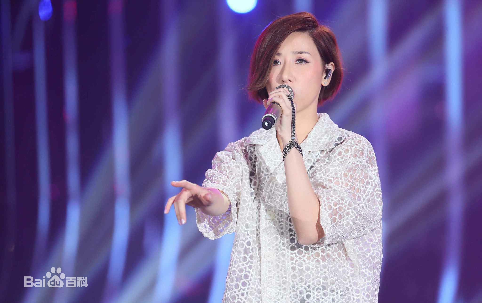 高清泳儿(Vincy Chan)在《我为歌狂第二季》中的图册