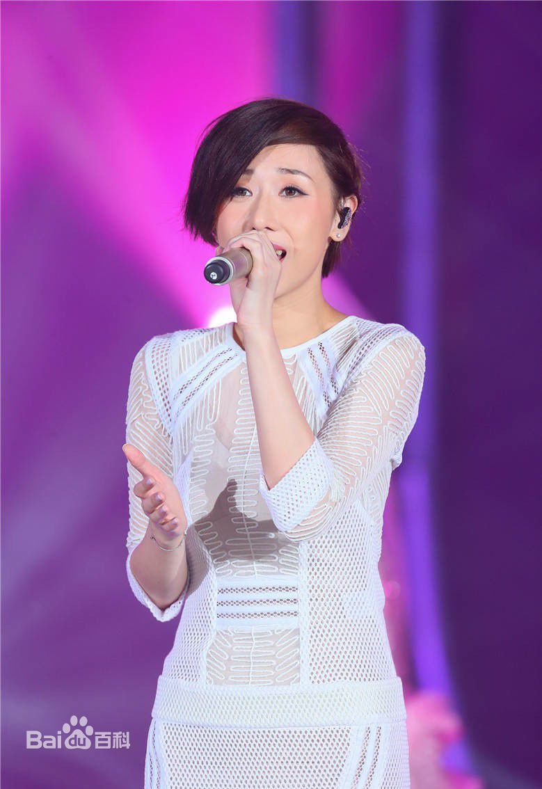 高清泳儿(Vincy Chan)在《我为歌狂第二季》中的图册