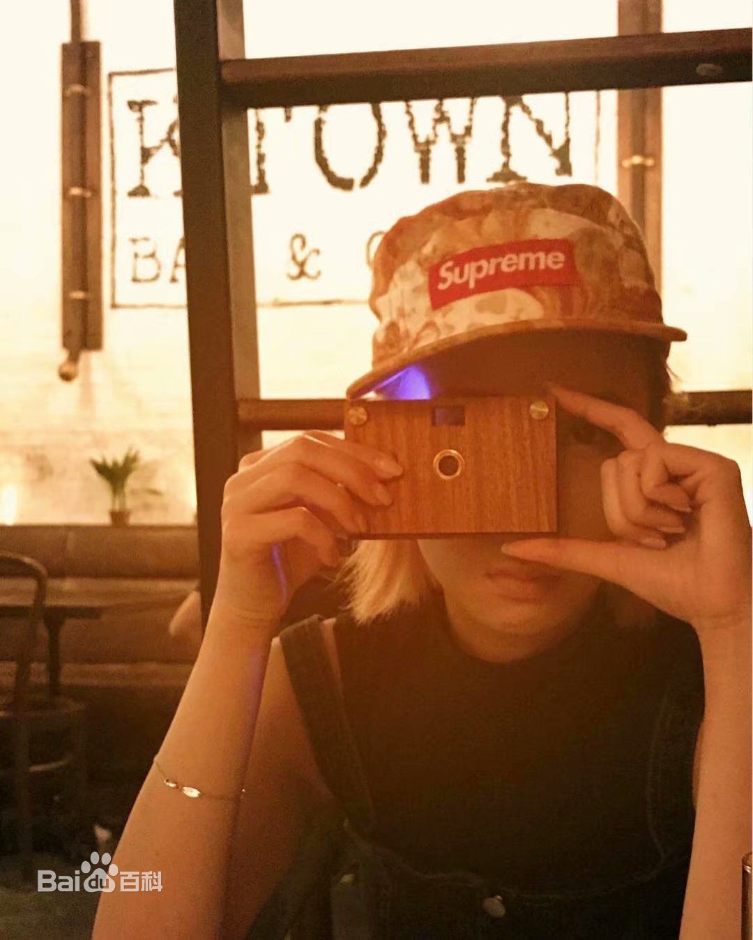 泳儿(Vincy Chan)生活照生活照相册