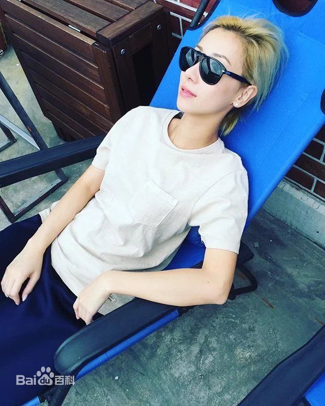 泳儿(Vincy Chan)生活照生活照相册