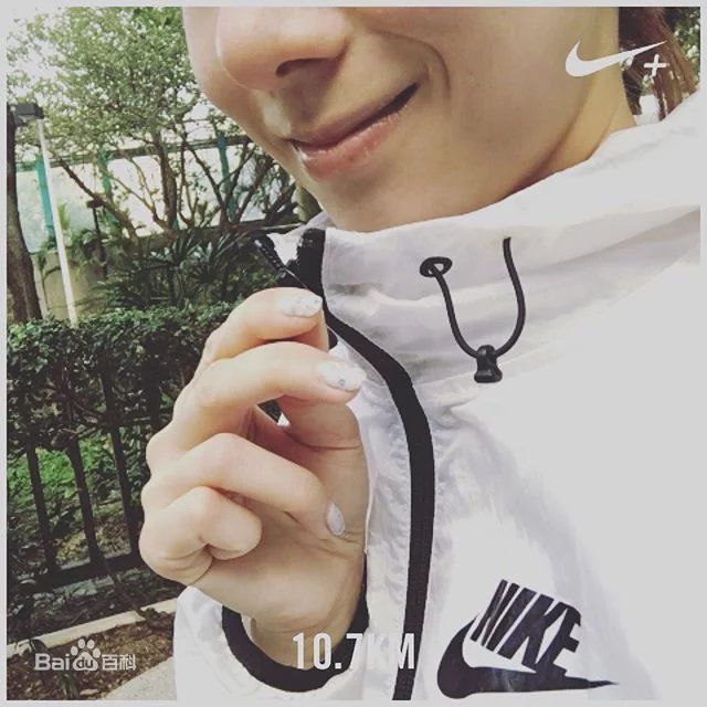 泳儿(Vincy Chan)生活照生活照相册