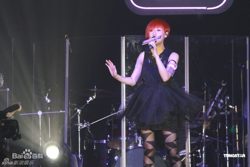 最新泳儿(Vincy Chan)精彩图册