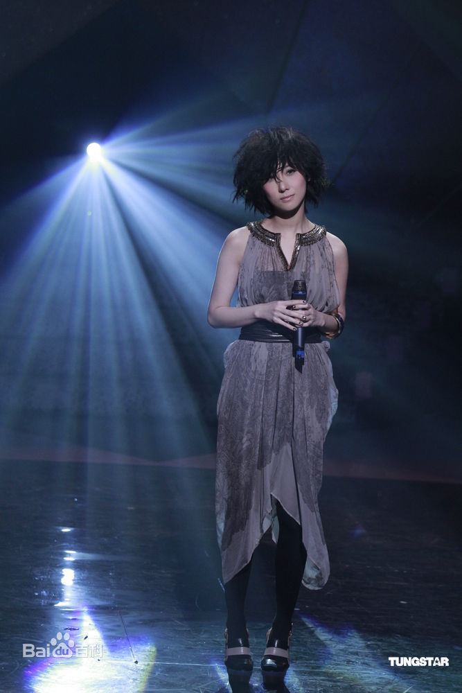 最新泳儿(Vincy Chan)精彩图册