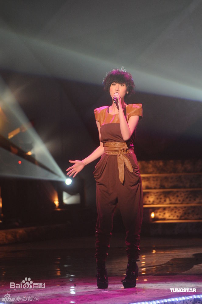 最新泳儿(Vincy Chan)精彩图册