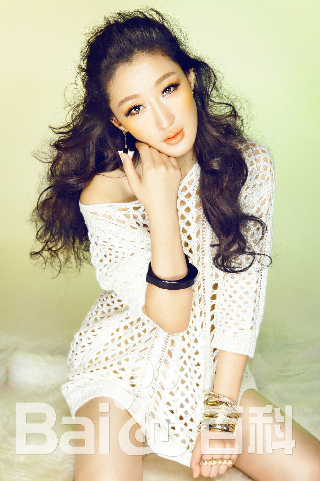 李依馨最优质性感