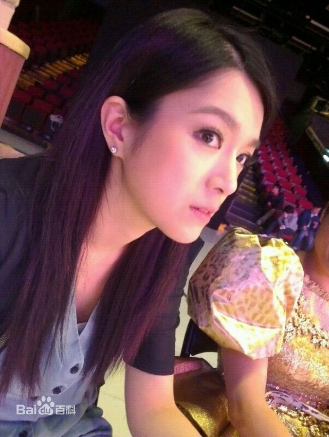 苟芸慧(Christine Kuo)生活靓照壁纸壁纸