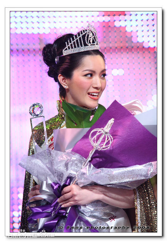 苟芸慧(Christine Kuo)生活靓照壁纸壁纸