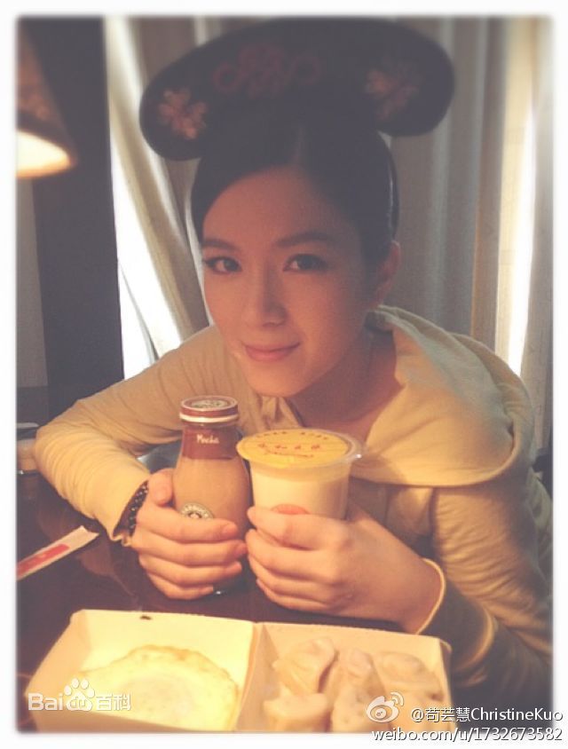 苟芸慧(Christine Kuo)生活靓照壁纸壁纸