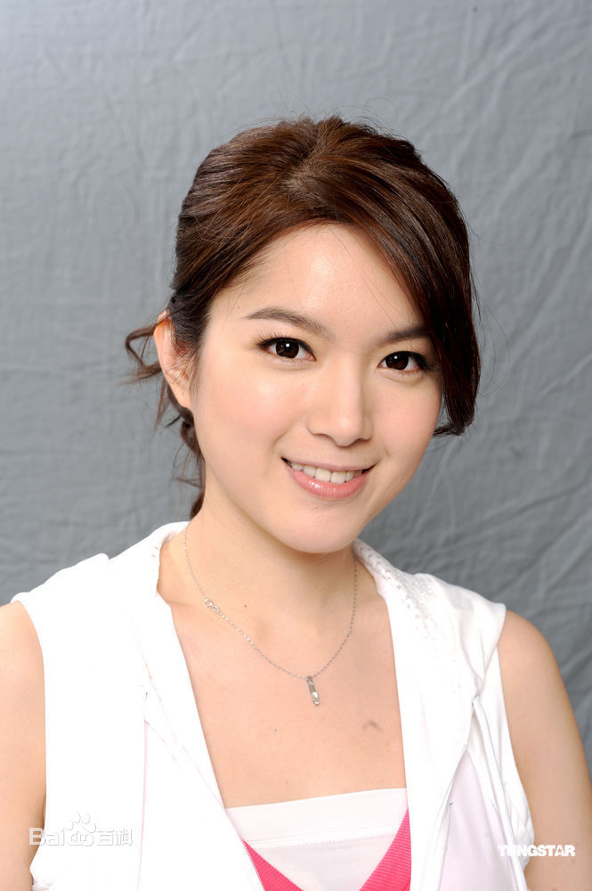 最新苟芸慧(Christine Kuo)精彩图册