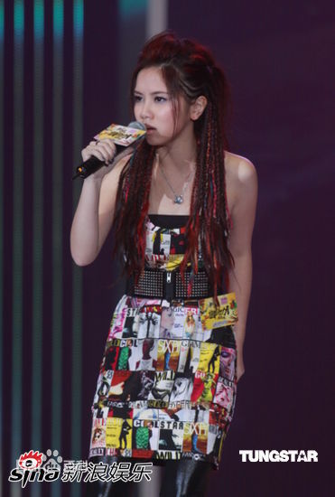 邓紫棋(G.E.M.(Get Everybody Moving))获奖壁纸壁纸