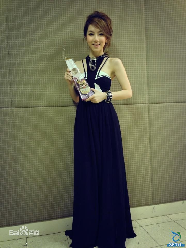 高清邓紫棋(G.E.M.(Get Everybody Moving))性感图片