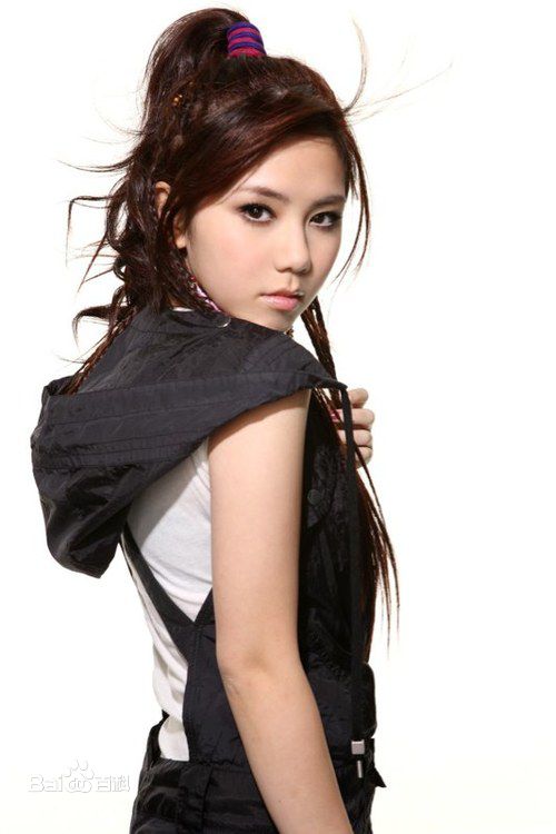 高清邓紫棋(G.E.M.(Get Everybody Moving))性感图片