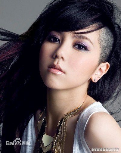 高清邓紫棋(G.E.M.(Get Everybody Moving))性感图片