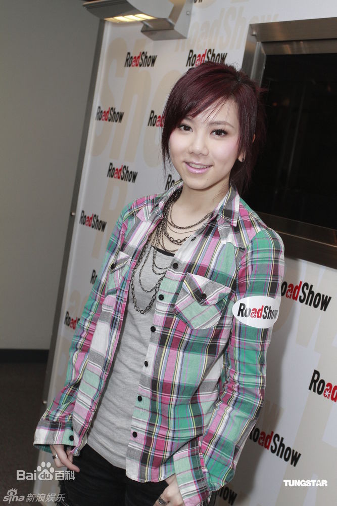 最新邓紫棋(G.E.M.(Get Everybody Moving))精彩图册