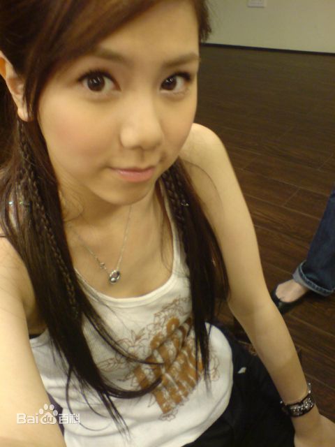 最新邓紫棋(G.E.M.(Get Everybody Moving))精彩图册