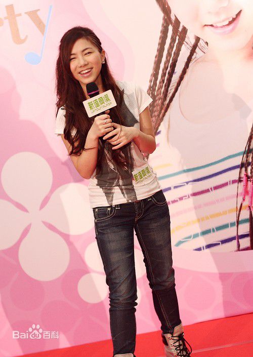 邓紫棋(G.E.M.(Get Everybody Moving))2009复活节MusicParty生活照相册