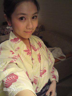 最新邓紫棋(G.E.M.(Get Everybody Moving))性感图片