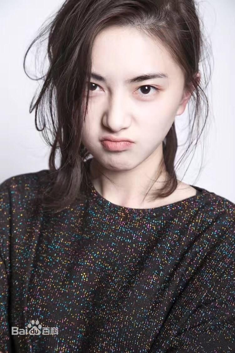 王若珊(Rachel)宣传照性感图片壁纸