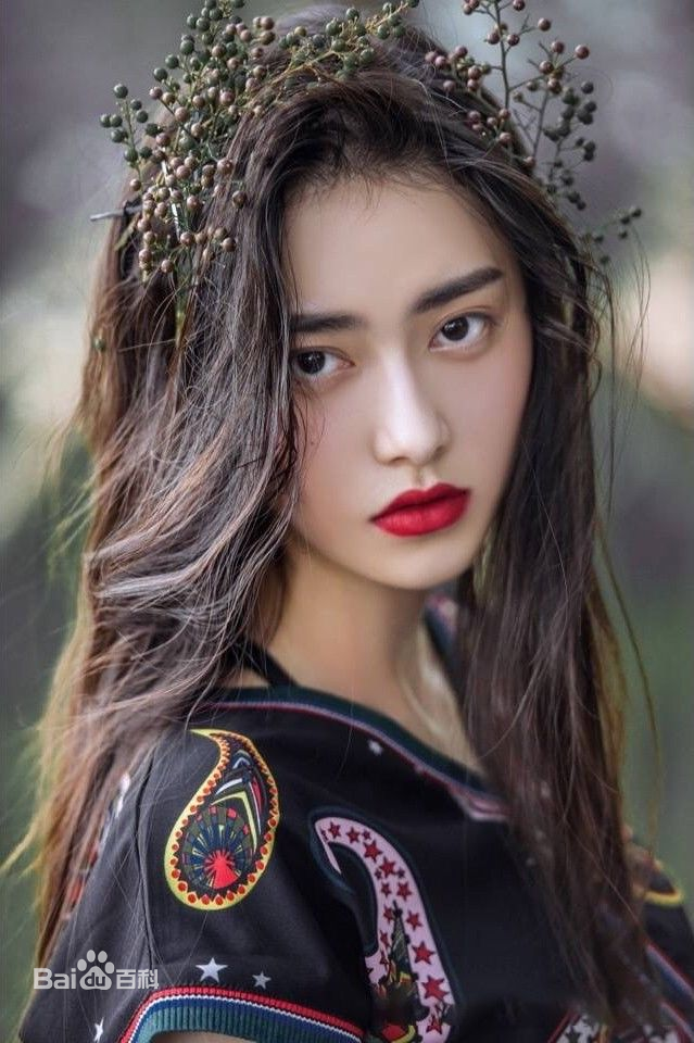 王若珊(Rachel)最新森系图集