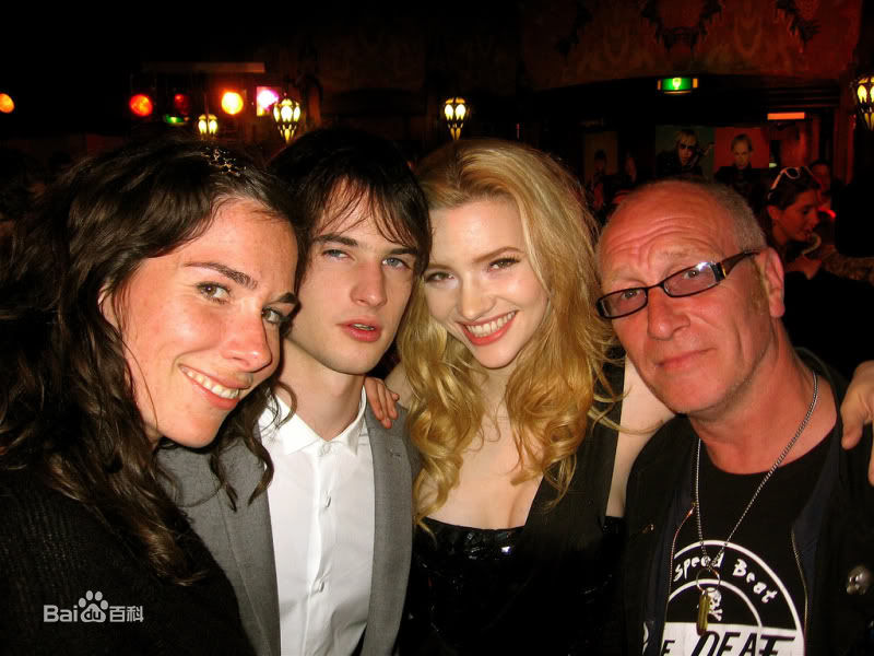 汤姆·斯塔里奇(Tom Sturridge)汤姆参加活动集锦壁纸壁纸