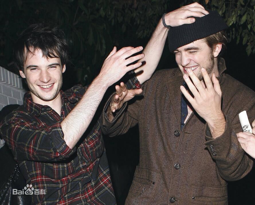 汤姆·斯塔里奇(Tom Sturridge)汤姆·斯图里奇素颜照相册