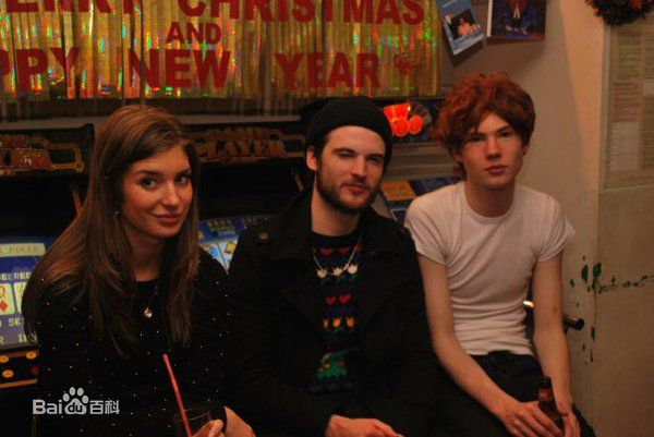 最新汤姆·斯塔里奇(Tom Sturridge)汤姆·斯图里奇精彩图册