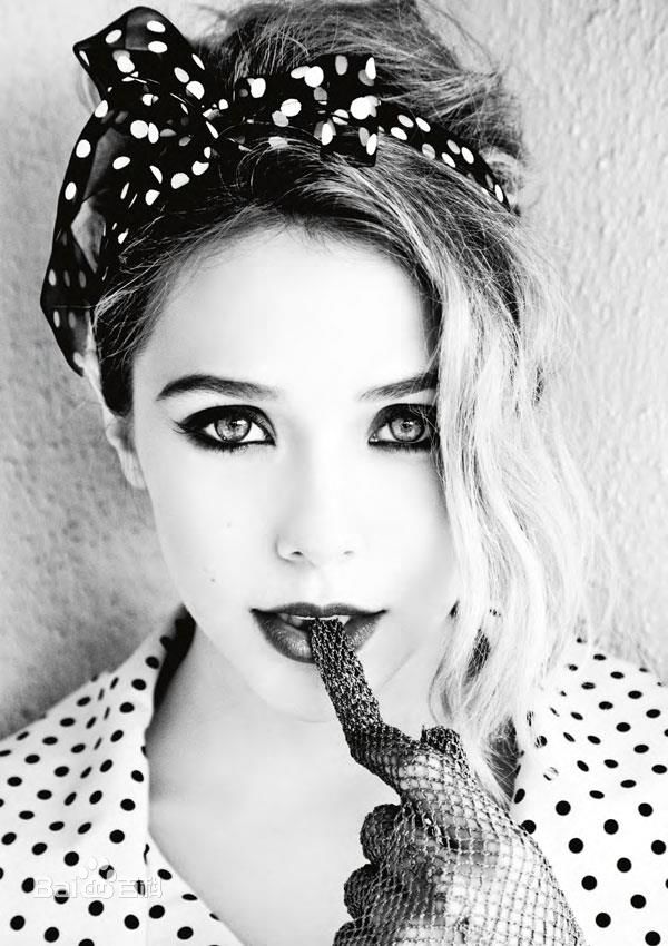 最全伊丽莎白·奥尔森(Elizabeth Olsen)精彩图册