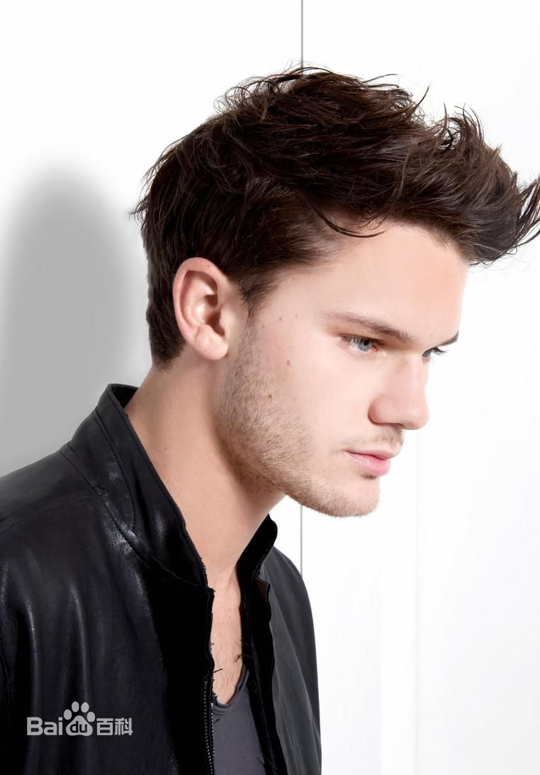 最优质杰瑞米·艾文(Jeremy Irvine)精彩图册