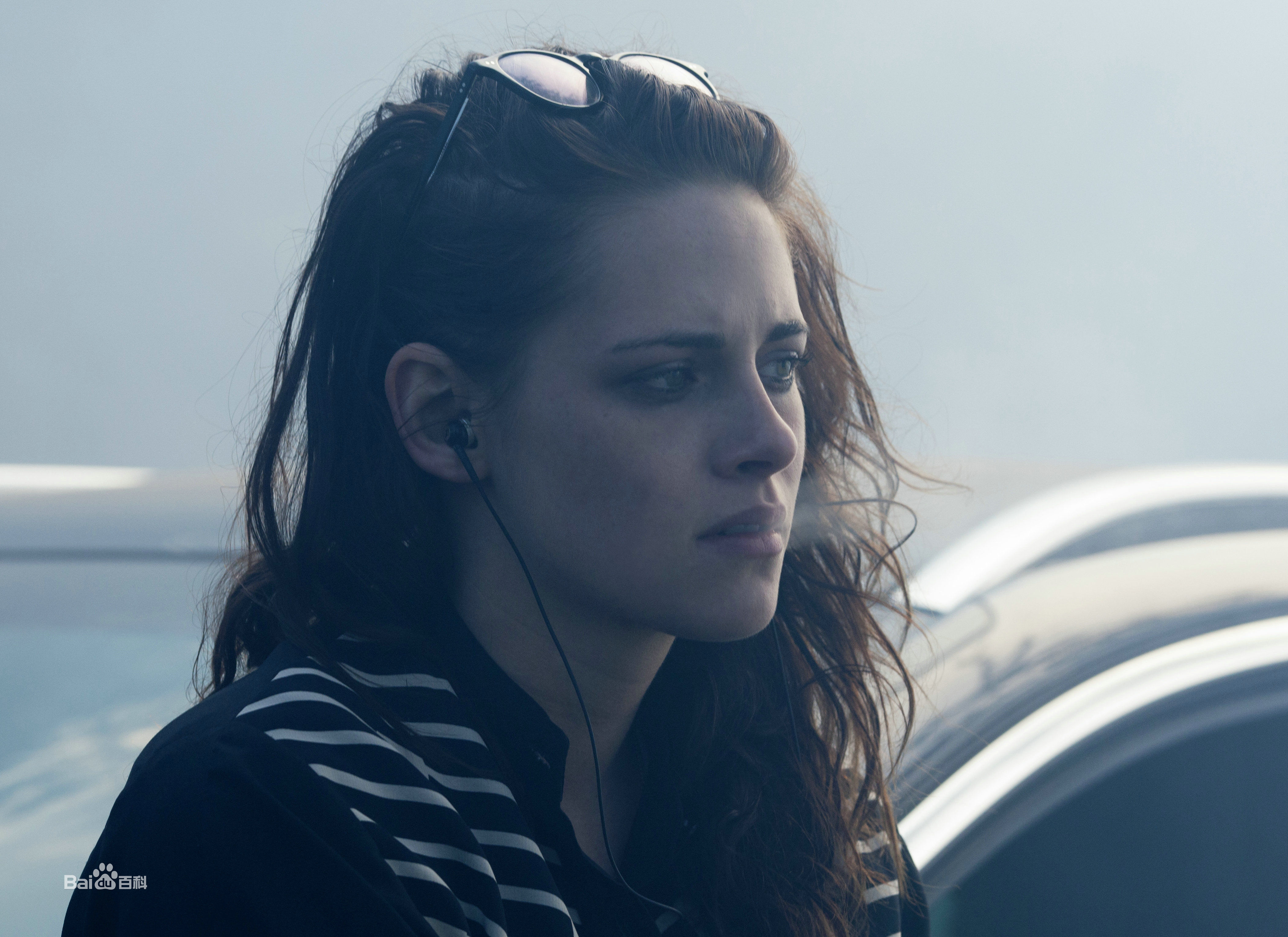 高清克里斯汀·斯图尔特(Kristen Stewart)在《锡尔斯玛利亚》中的图集
