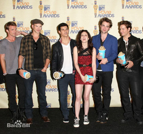 最新克里斯汀·斯图尔特(Kristen Stewart)精彩图册1