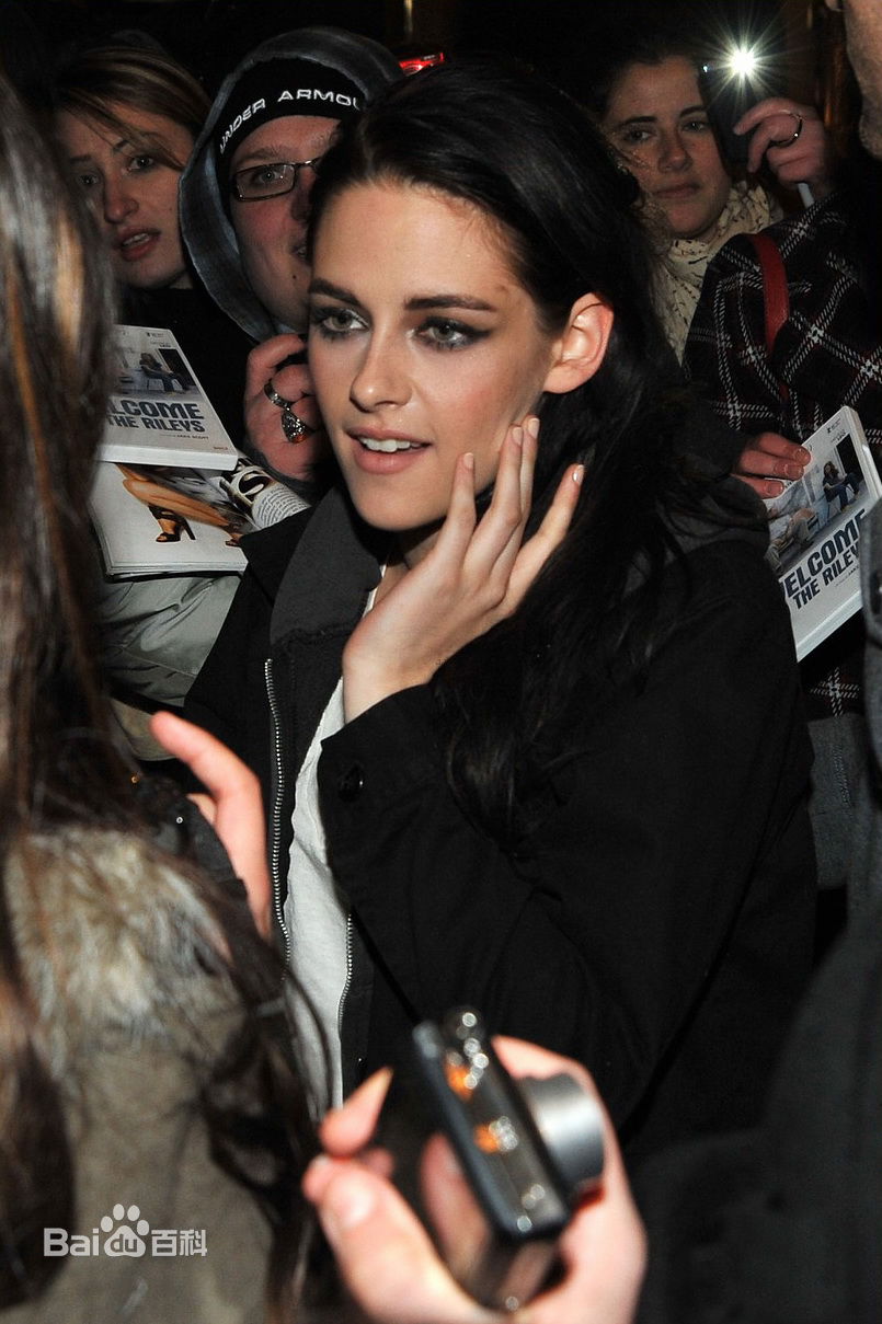 最新克里斯汀·斯图尔特(Kristen Stewart)精彩图册1