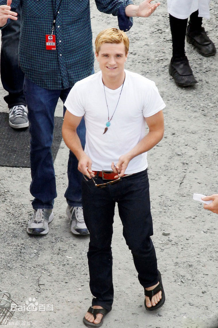 最新乔什·哈切森(Josh Hutcherson)精彩图册