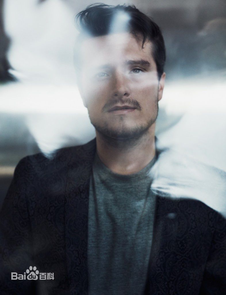 最新乔什·哈切森(Josh Hutcherson)性感图片