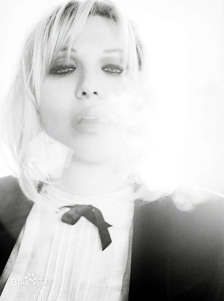 最全科特妮·洛芙(Courtney Love)素颜照