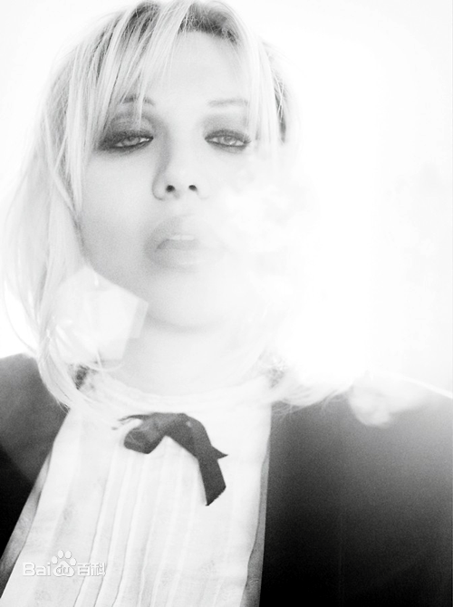 科特妮·洛芙(Courtney Love)精彩图册