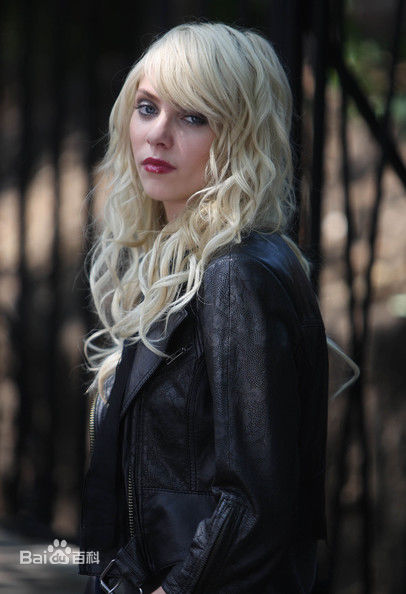 泰勒·摩森(TaylorMichaelMomsen)绯闻少女素颜照相册