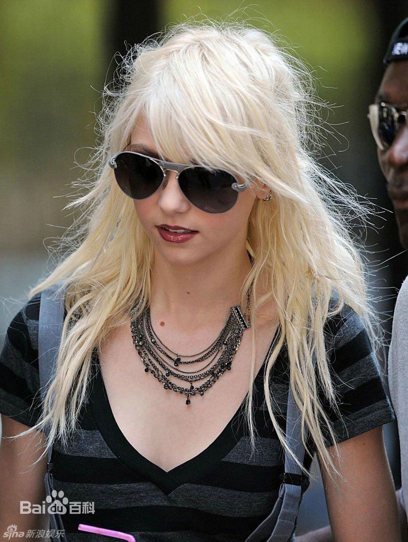 最全泰勒·摩森(TaylorMichaelMomsen)精彩图册