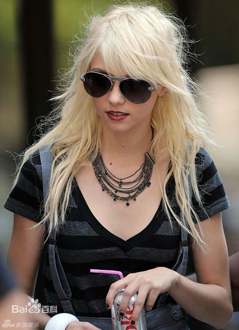 最全泰勒·摩森(TaylorMichaelMomsen)精彩图册