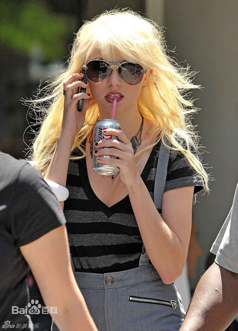 最全泰勒·摩森(TaylorMichaelMomsen)精彩图册