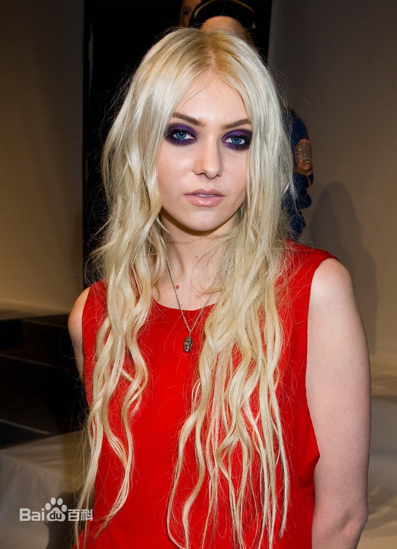 泰勒·摩森(TaylorMichaelMomsen)精彩图册