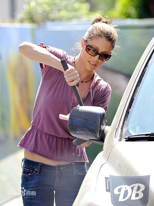 最全沙隆·伊丽莎白(Shannon Elizabeth)素颜照