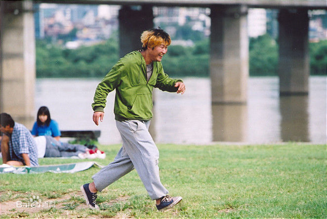 最优质奉俊昊(/ Bong Joon ho)在《怪物》中的相册