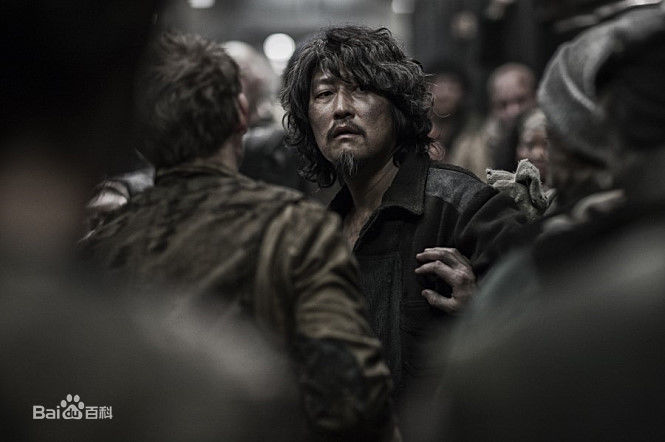 精选奉俊昊(/ Bong Joon ho)在《雪国列车》中的图册