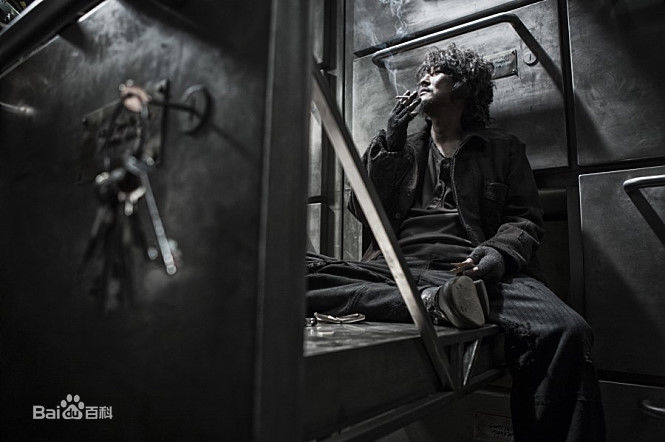精选奉俊昊(/ Bong Joon ho)在《雪国列车》中的图册