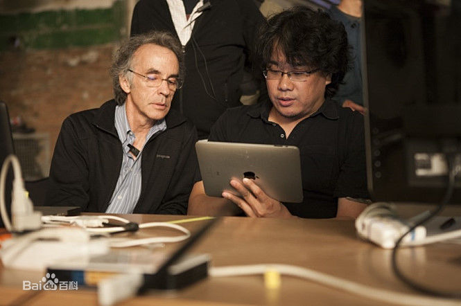 精选奉俊昊(/ Bong Joon ho)在《雪国列车》中的图册