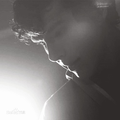 本尼迪克特·蒂莫西·卡尔顿·康伯巴奇(Benedict Timothy Carlton Cumberbatch)《神探夏洛克》高清剧照