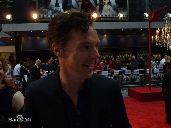 本尼迪克特·蒂莫西·卡尔顿·康伯巴奇(Benedict Timothy Carlton Cumberbatch)本尼迪克特出席活动照片性感图片图集