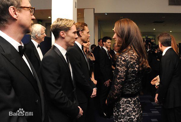 本尼迪克特·蒂莫西·卡尔顿·康伯巴奇(Benedict Timothy Carlton Cumberbatch)本尼迪克特出席活动照片性感图片图集