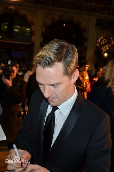 本尼迪克特·蒂莫西·卡尔顿·康伯巴奇(Benedict Timothy Carlton Cumberbatch)本尼迪克特出席活动照片性感图片图集